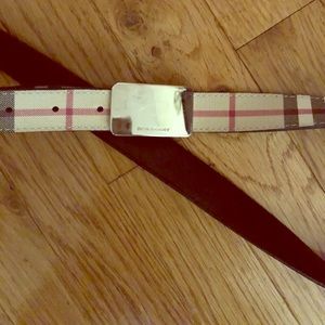 🔥 Authentic Burberry Classic belt 🔥